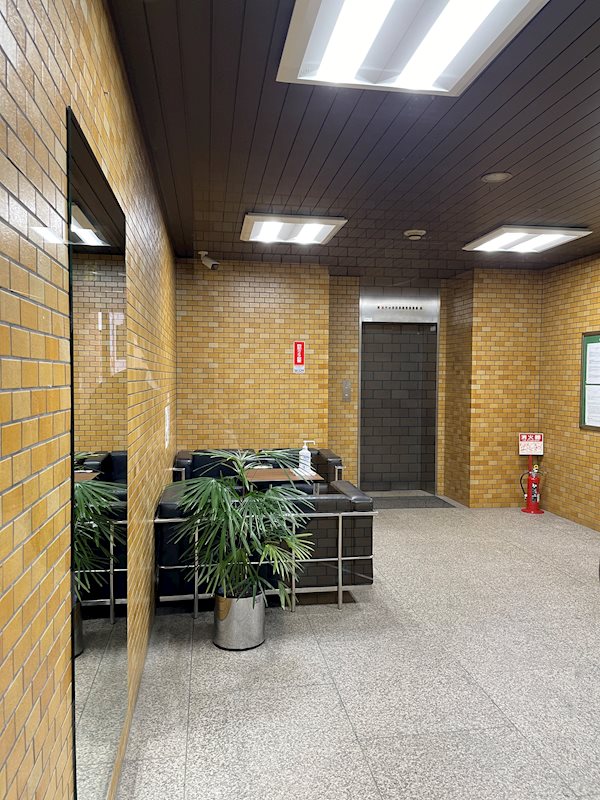 ダイアパレス順慶町 共用部写真（ロビー）