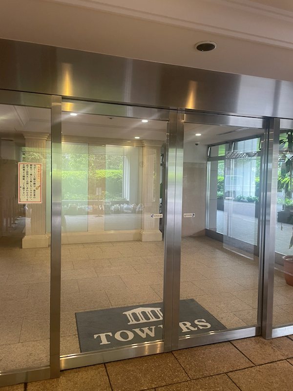 荒川区　区分マンション 共用部写真（エントランス）