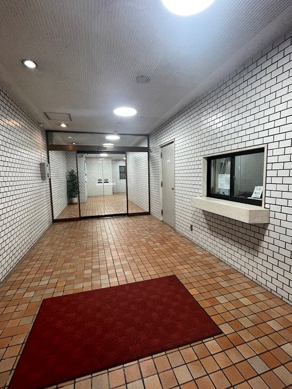 ライオンズマンション麻布十番 共用部写真（エントランス）