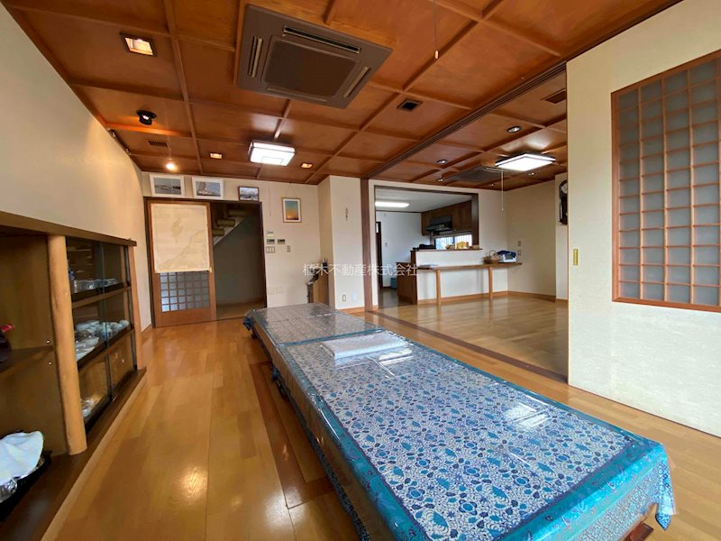 南半田 中古住宅(6LDK) 内観写真（リビング）