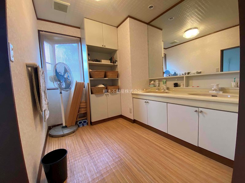 南半田 中古住宅(6LDK) 内観写真（洗面台・洗面所）