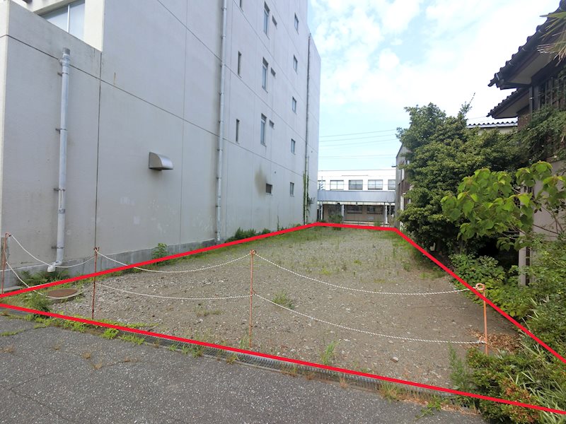 駅前1丁目　約65坪 現地写真