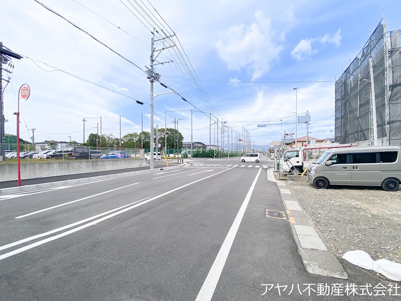 草津市野村2丁目 現地写真（前面道路含む現地写真）