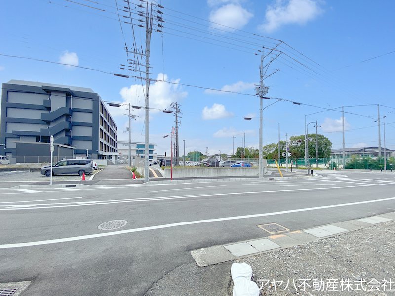 草津市野村2丁目 現地写真（前面道路含む現地写真）