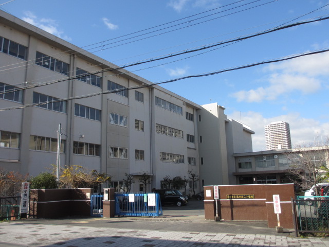 草津市野村2丁目 小学校