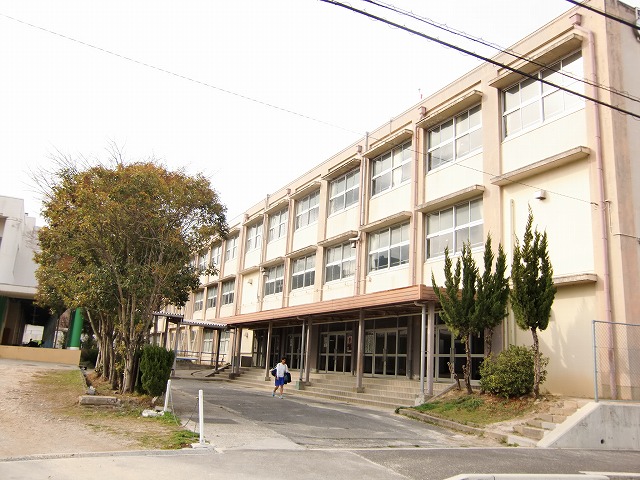 大津市坂本７丁目 中学校