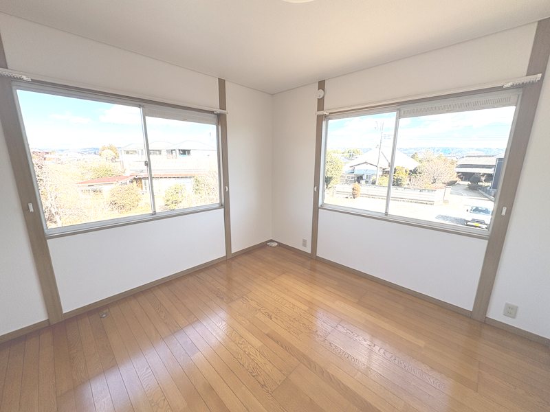 【常陸太田市磯部町　中古住宅】 内観写真（子供部屋）
