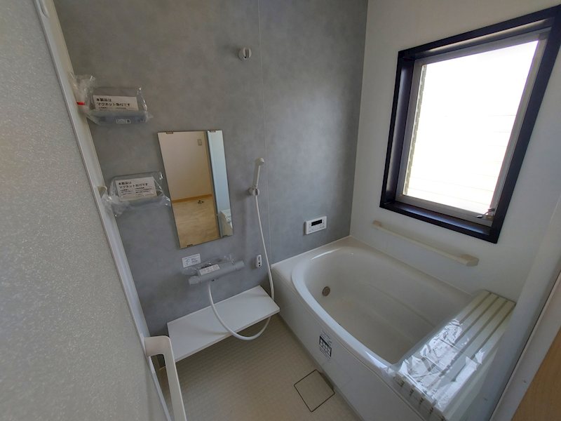 石岡市若松３丁目　【中古住宅】 内観写真（浴室）