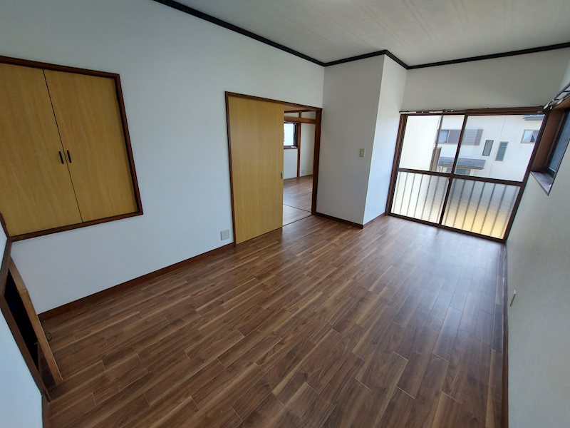 石岡市若松３丁目　【中古住宅】 内観写真（寝室）