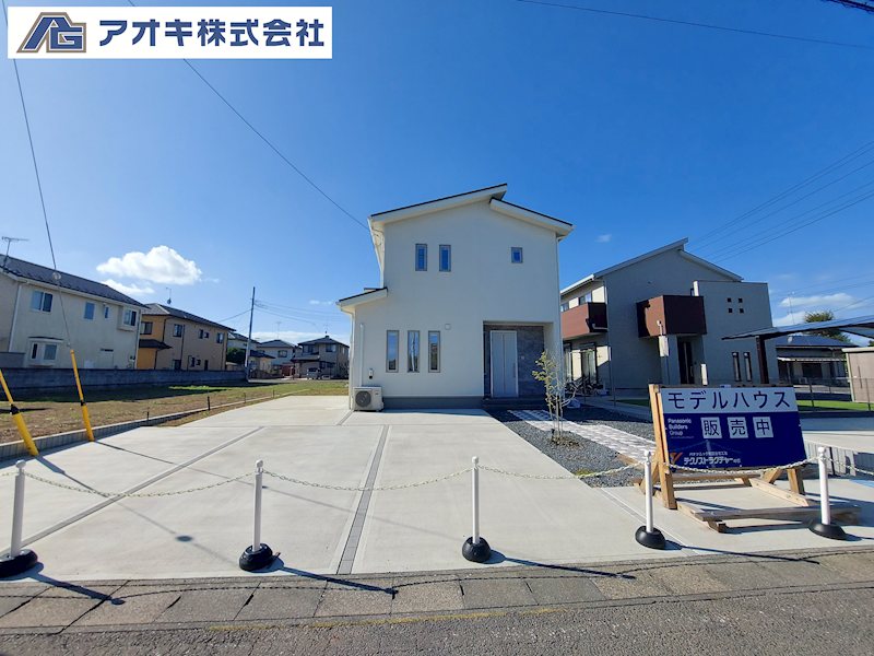 【モデルハウス】　小美玉市羽刈 現地写真（駐車場）
