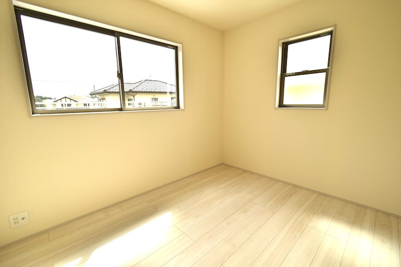 【限定1棟】　小美玉市清風台団地第6 内観写真（子供部屋）