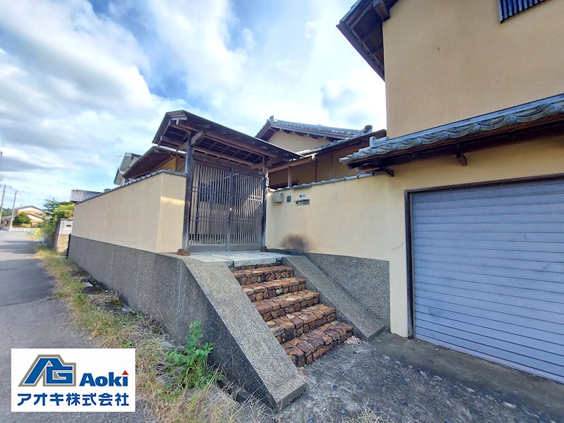 石岡市旭台　【中古住宅】 現地写真