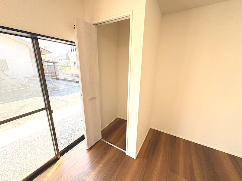 石岡市若松3丁目　【中古住宅】 内観写真（収納）