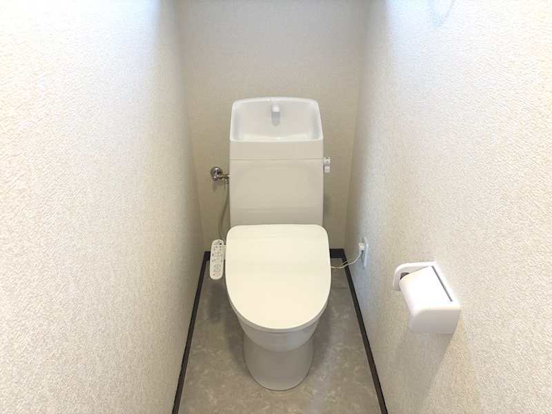 石岡市若松3丁目　【中古住宅】 内観写真（トイレ）