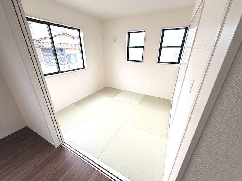 【全3棟】　石岡市府中第1　1号棟 内観写真（リビング以外の居室）