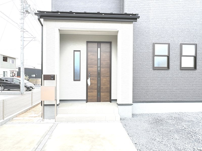 【全3棟】　石岡市府中第1　1号棟 現地写真（玄関）