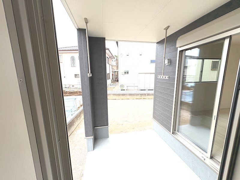 【平屋】　石岡市府中第1　3号棟 現地写真（バルコニー）