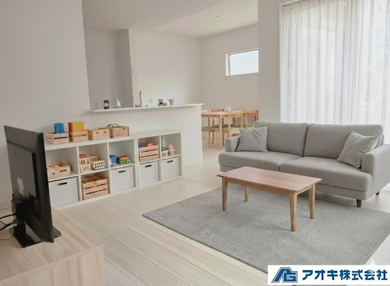 【平屋】　石岡市府中第1　3号棟 内観写真（リビング）