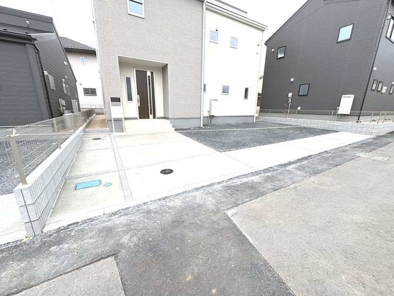 【全3棟】　石岡市府中第1　2号棟 現地写真（駐車場）