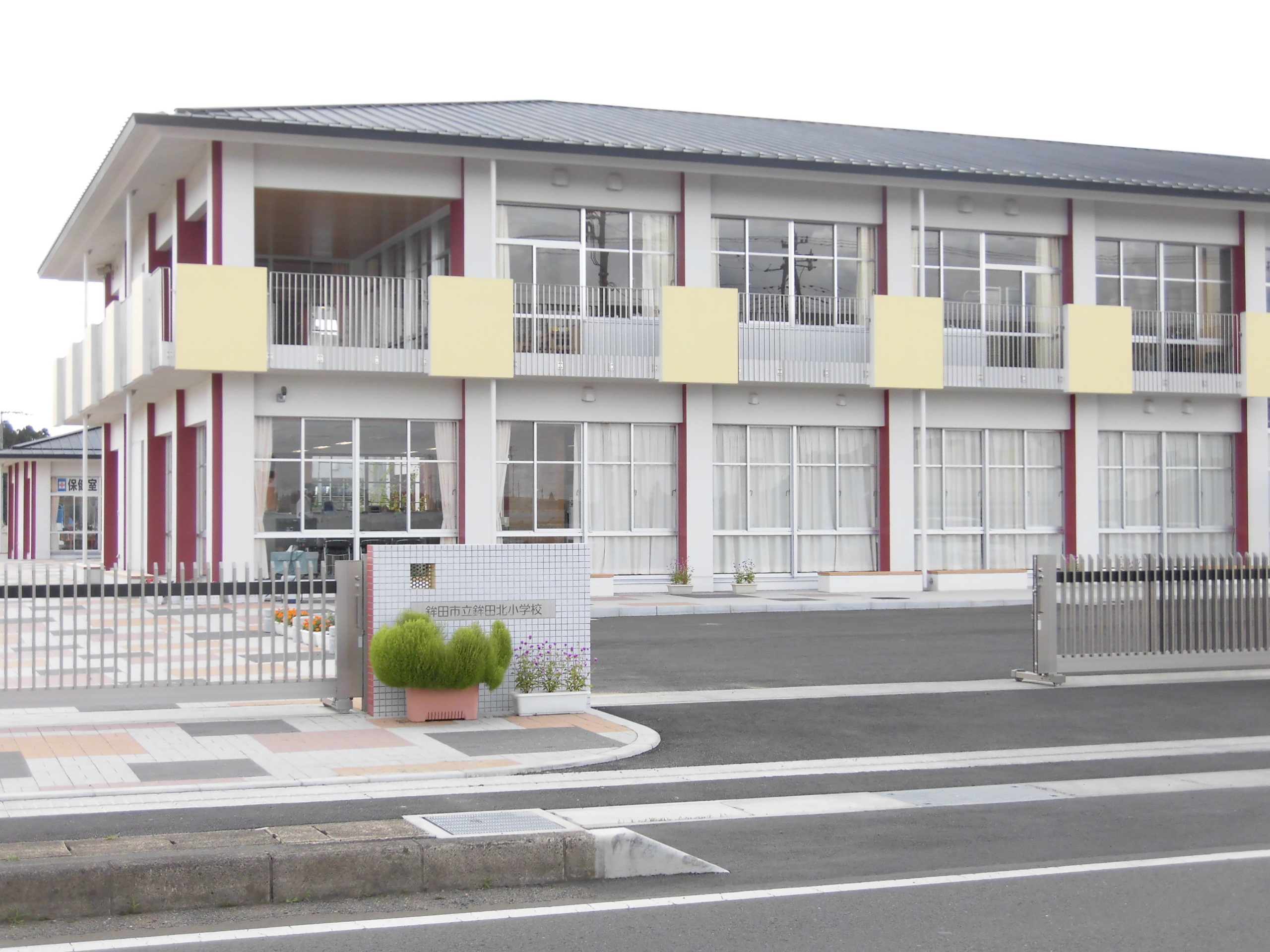 【全2棟】　鉾田市舟木第1　1号棟 小学校