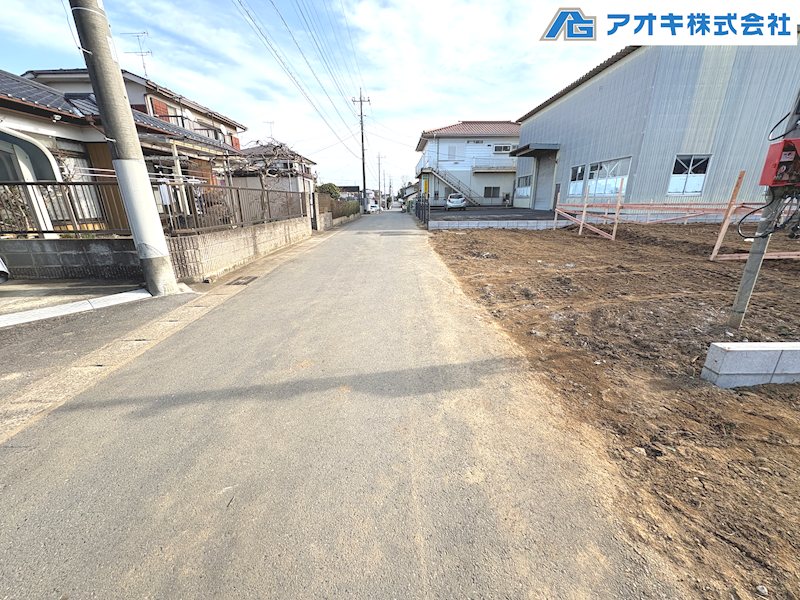 【全2棟】　石岡市鹿の子第１-１号棟 現地写真（前面道路含む現地写真）