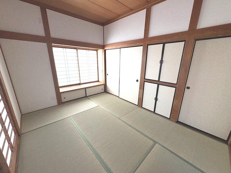 【中古戸建】笠間市東平1期 内観写真（リビング以外の居室）