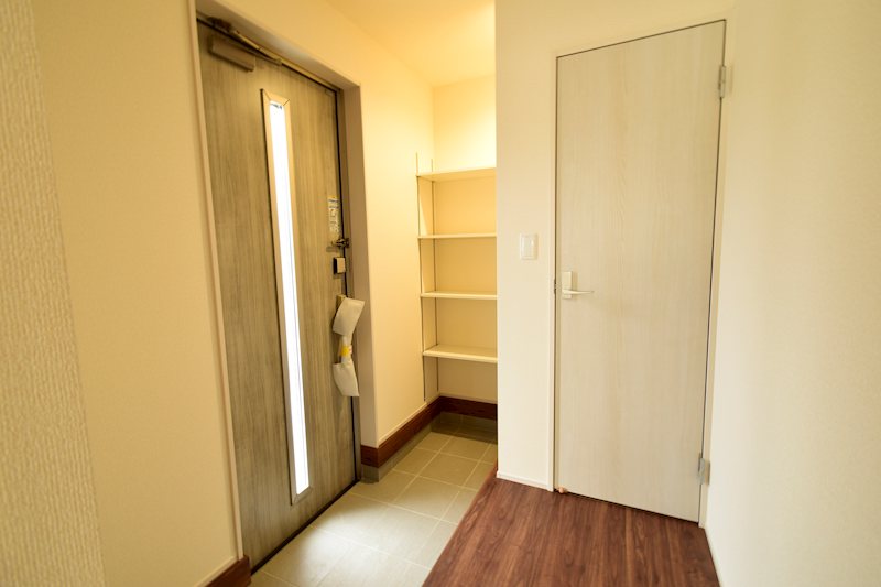 【平屋物件】 小美玉市納場第5 現地写真（玄関）