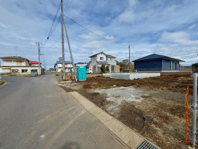 小美玉市羽鳥第12　1号棟 現地写真（前面道路含む現地写真）