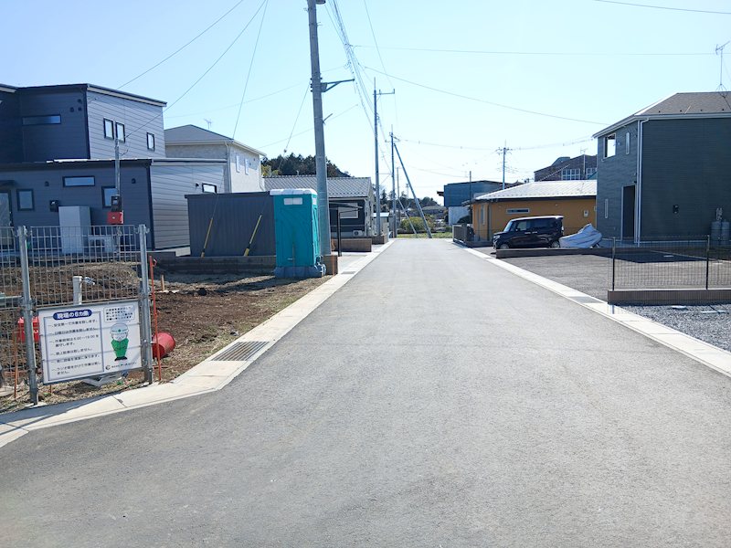 小美玉市羽鳥第12　2号棟 現地写真（前面道路含む現地写真）