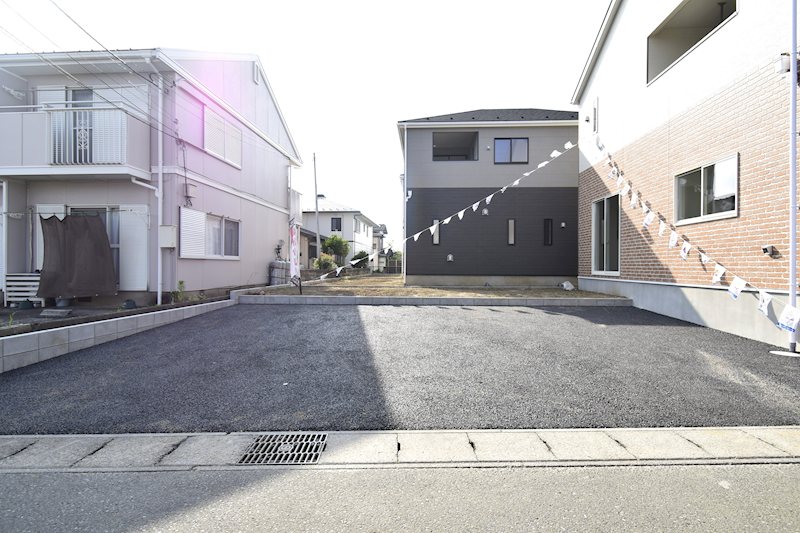 全3棟　石岡市東光台第4　3号棟 現地写真（駐車場）