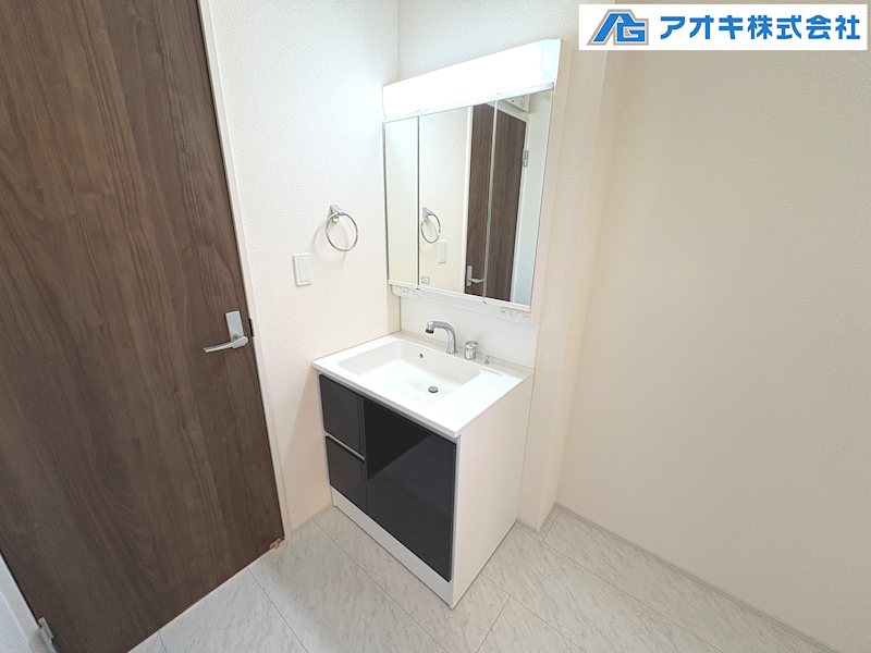 【平屋戸建】　石岡市石岡第９ 内観写真（洗面台・洗面所）