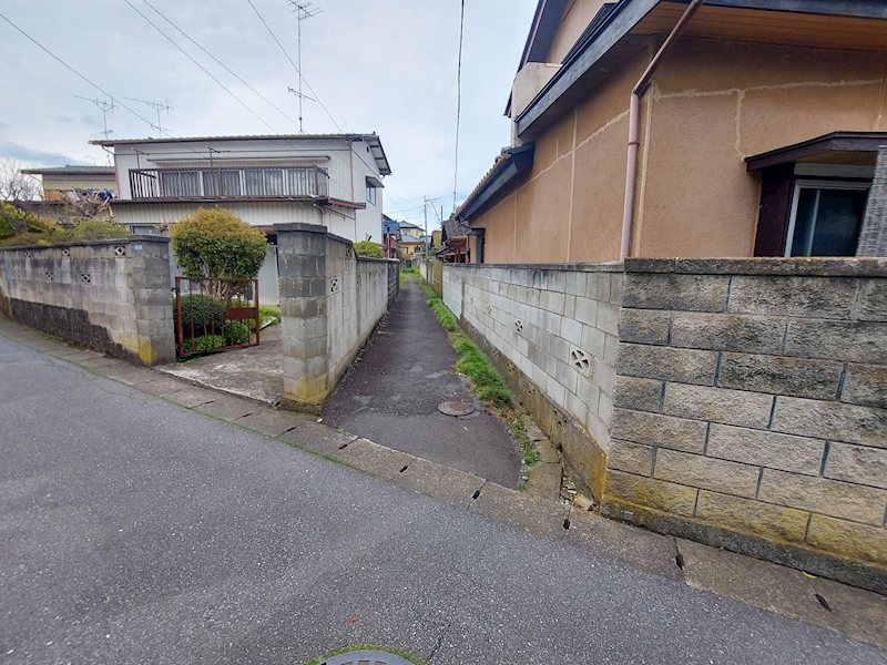 茨城県石岡市府中３丁目1785-4 現地写真（前面道路含む現地写真）