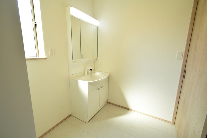 【限定1棟】ハートフルタウン石岡市石岡新築住宅 内観写真（洗面台・洗面所）