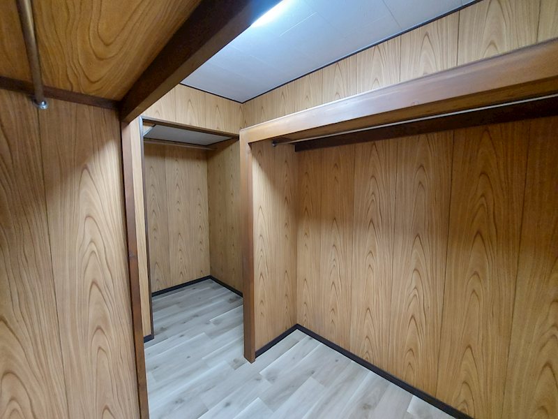 【広々5SLDK】石岡市石岡中古住宅 内観写真（収納）