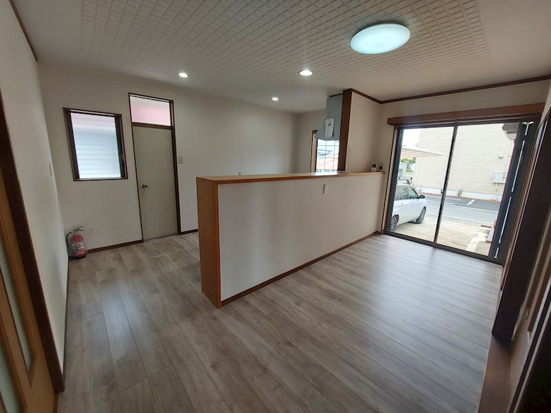 【広々5SLDK】石岡市石岡中古住宅 内観写真（内装）
