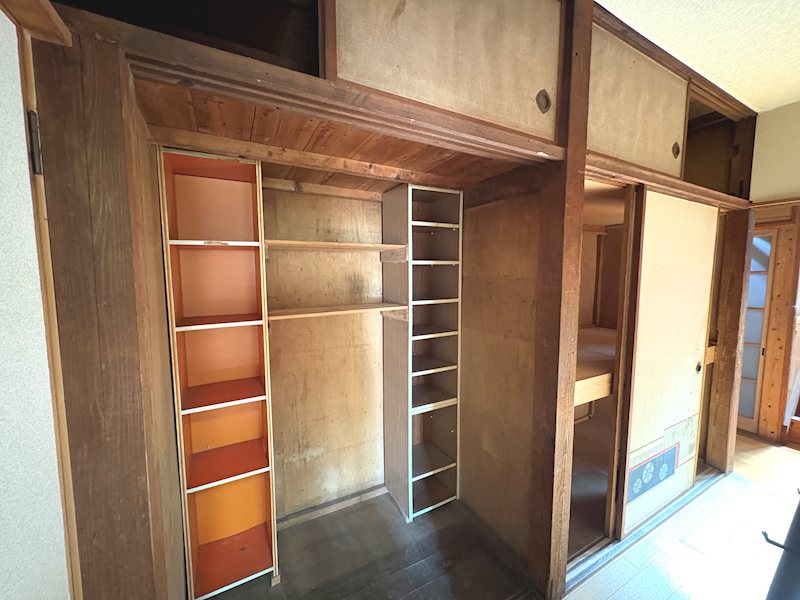 石岡市石岡中古住宅 内観写真（収納）