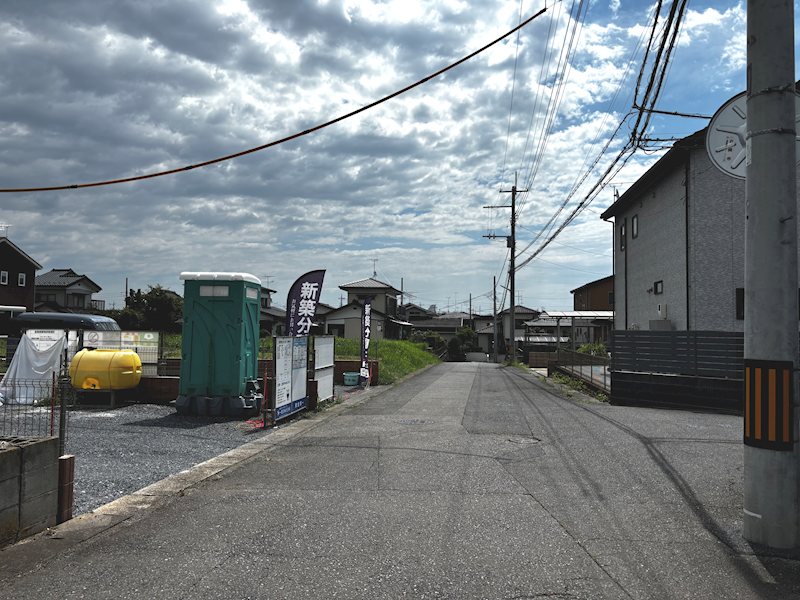 【全2棟】石岡市旭台１期　1号棟 現地写真（前面道路含む現地写真）