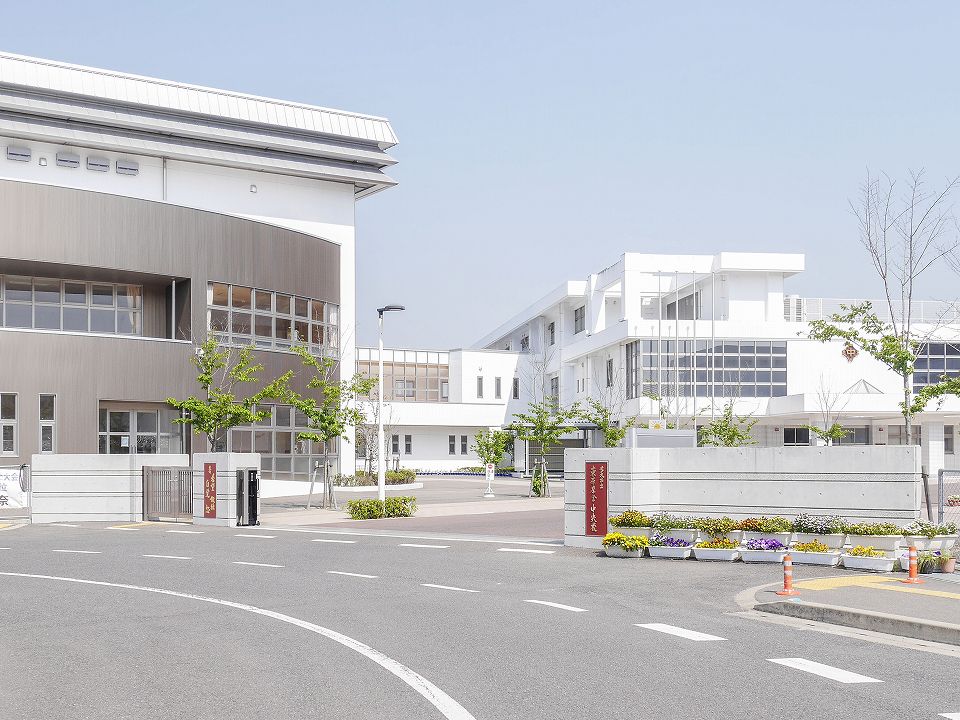 マイホームタウン北多久町小侍　2号地 中学校