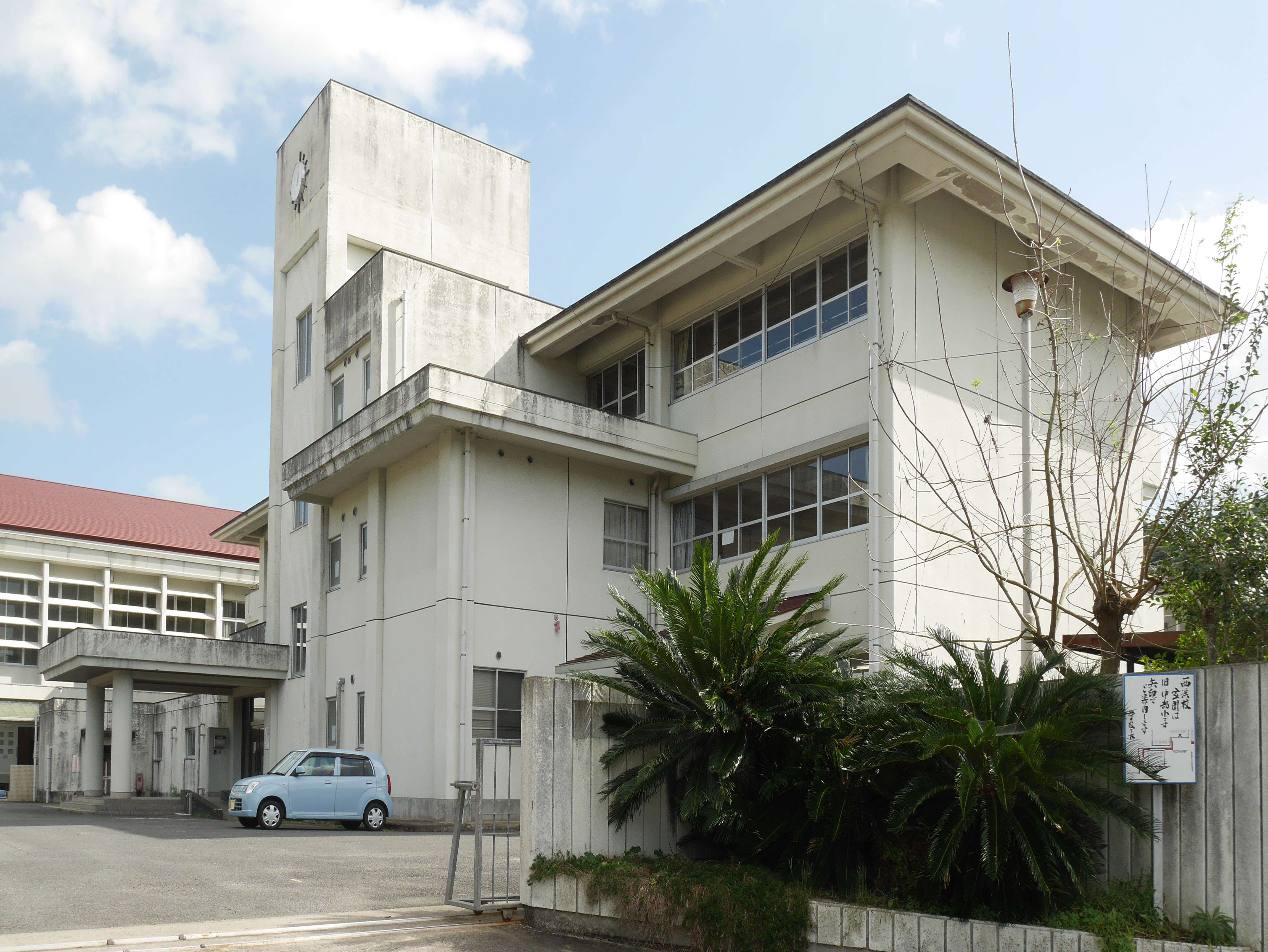 住宅用地　(多久市多久町) 中学校