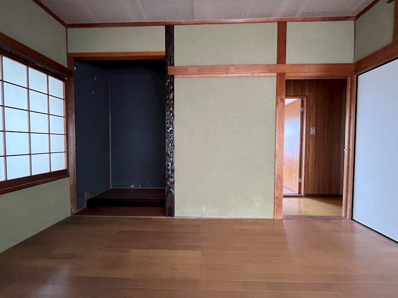 中古住宅　(多久市多久町） 内観写真（リビング以外の居室）