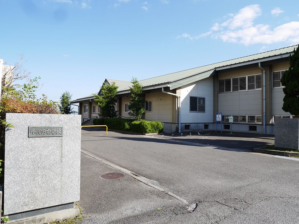 分譲地　(神埼市神埼町）5号地  中学校
