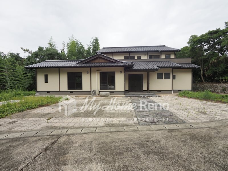 中古住宅　(唐津市肥前町） 現地写真（駐車場）