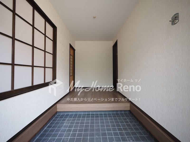 中古住宅　(武雄市山内町） 現地写真（玄関）