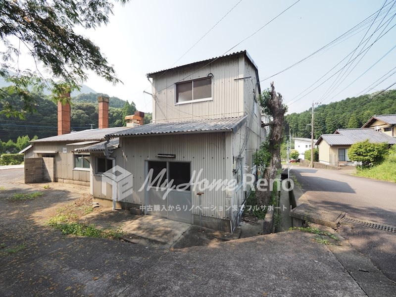 中古住宅　(武雄市山内町） 現地写真（前面道路含む現地写真）
