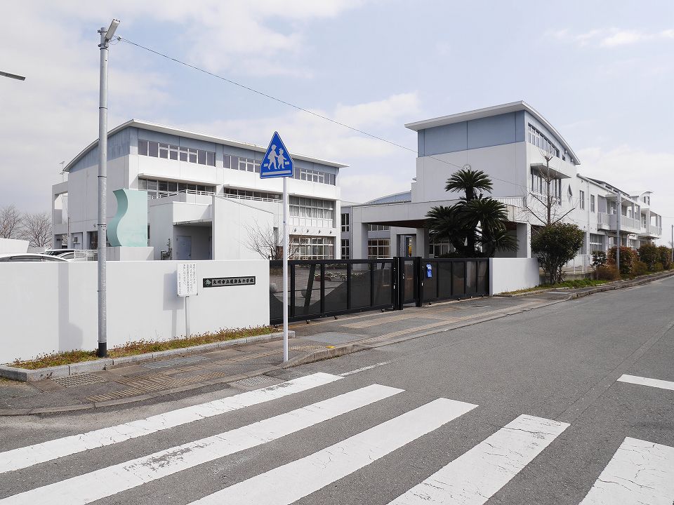 中古住宅　(大川市道海島） 小学校