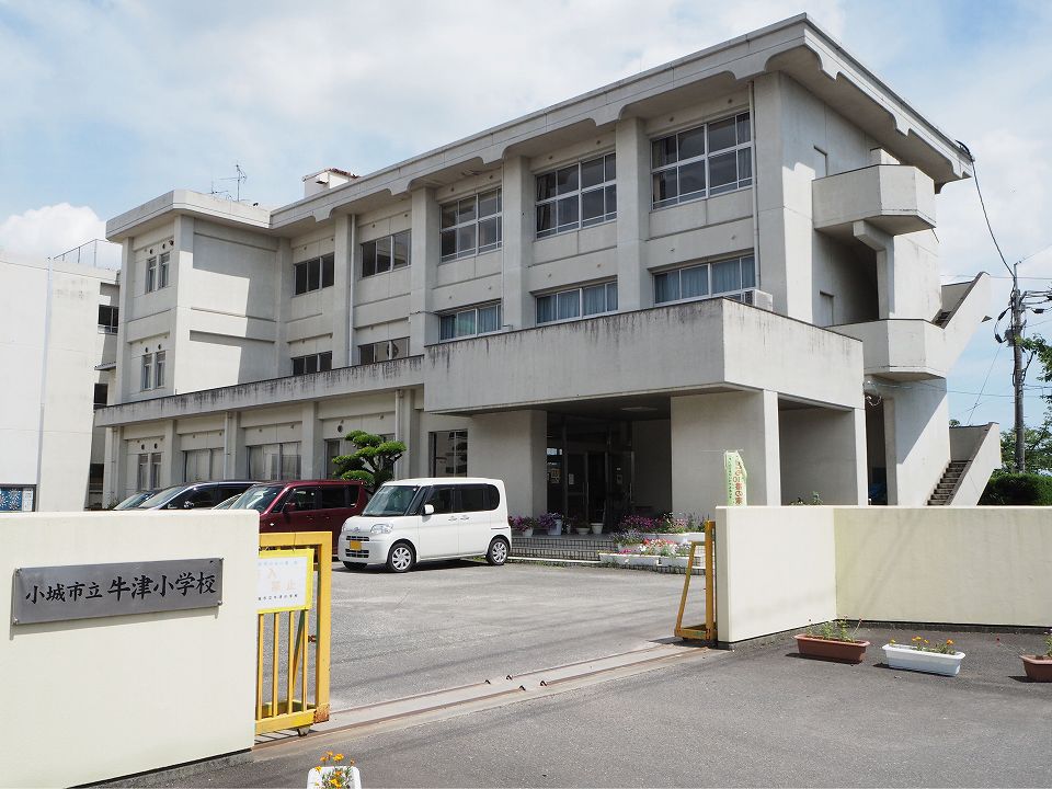 中古住宅　(小城市牛津町） 小学校