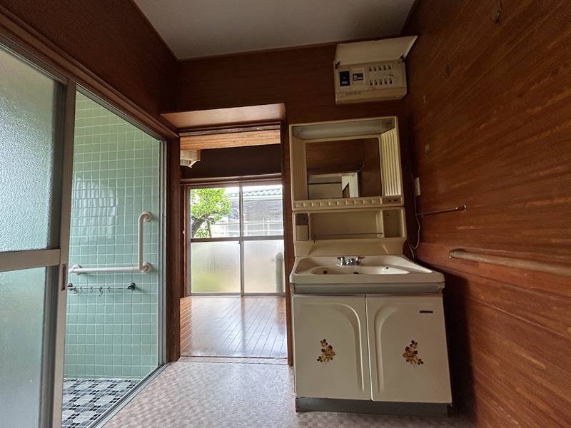 中古住宅　(高木瀬西5丁目) 内観写真（洗面台・洗面所）