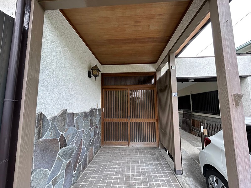 中古住宅　(高木瀬西5丁目) 現地写真（玄関）