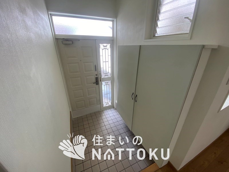 枚方市招提中町 現地写真（玄関）
