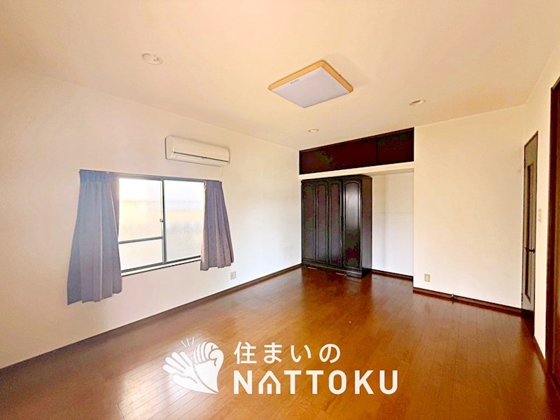 枚方市翠香園町 内観写真（リビング以外の居室）